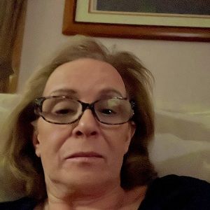 Sharper image room Air purifier, Dee Bout vacume self vac,